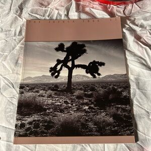 Vintage U2 The Joshua Tree Tour Book Concert Program Magazine 1987